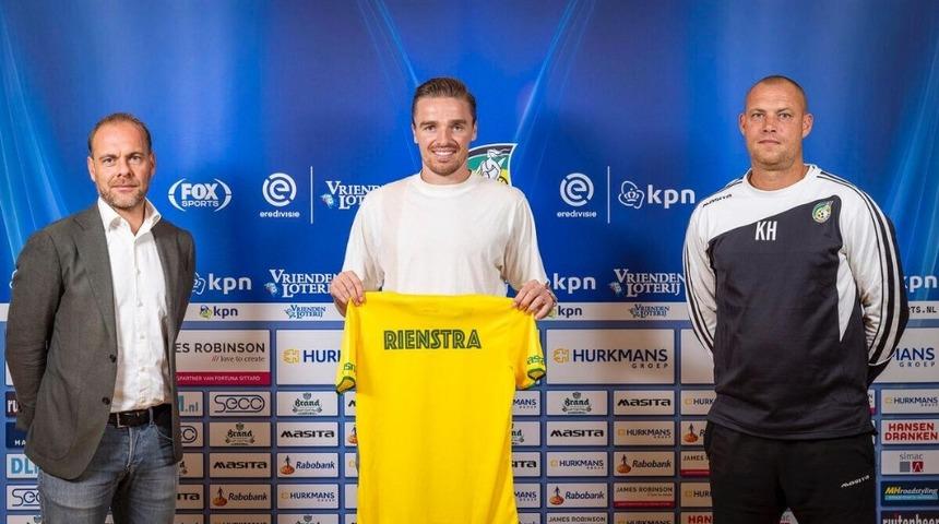 Rienstra Hollanda’ya gitti