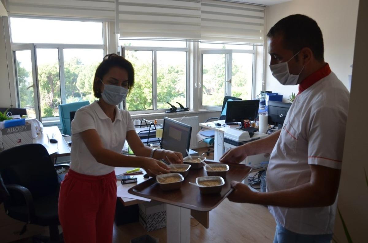 Aydın Gen&ccedil;lik ve Spor İl M&uuml;d&uuml;rl&uuml;ğ&uuml;&rsquo;nde aşure hayrı