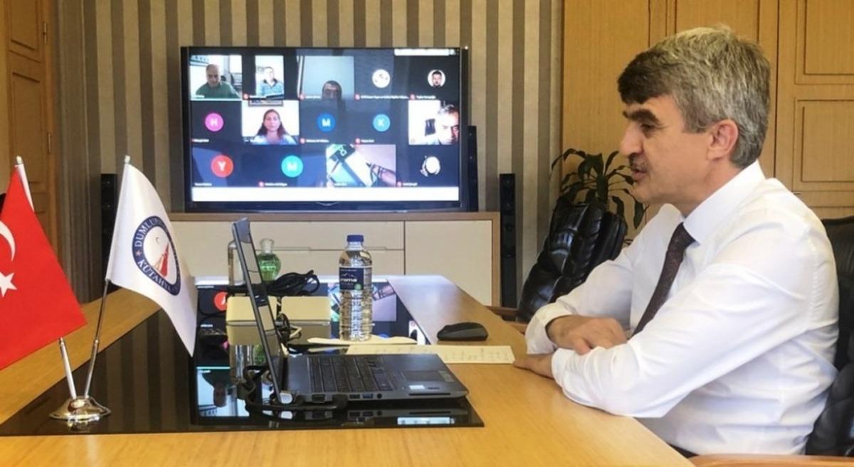 Rekt&ouml;r Uysal: &ldquo;Yunanistan 100 yıl &ouml;nce de maşaydı, şimdi de maşa&rdquo;