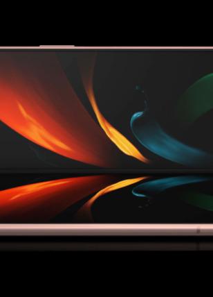 Bu telefonun ekranı katlanıyor!