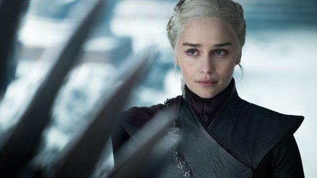 Emilia Clarke: Erkek oyunculara ayrıcalıklı davranıldı