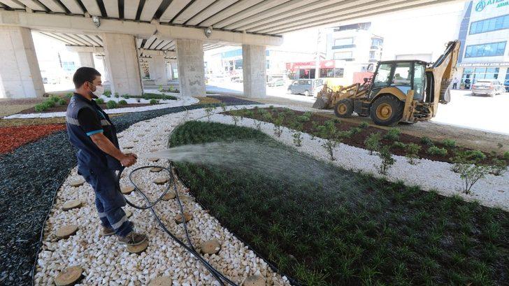 Başkiskele sanayi köprülü kavşağı renklendirildi G2