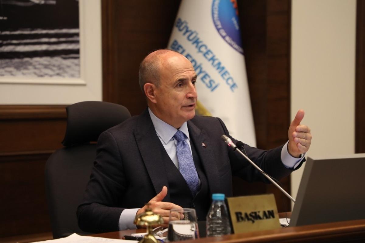 Başkan Akg&uuml;n: "B&uuml;y&uuml;k&ccedil;ekmece sahili Cannes, Barcelona ve Nice sahillerini geride bırakacak"