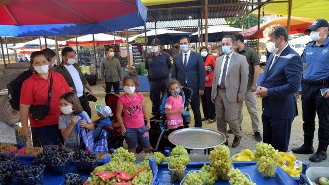 Vali Şentürk’ten Gölpazarı pazarında Covid 19 denetimi