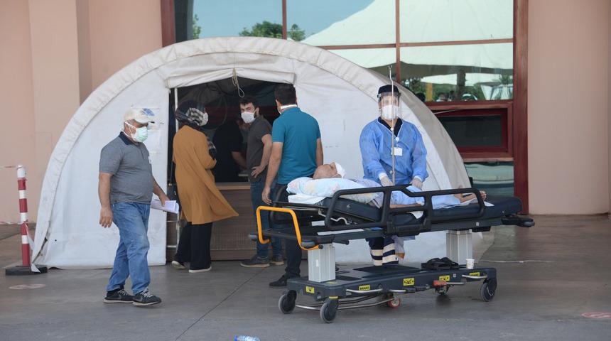 Diyarbakır'da durum çok ciddi! Koronavirüste birinci dalganın ikinci piki yaşanıyor