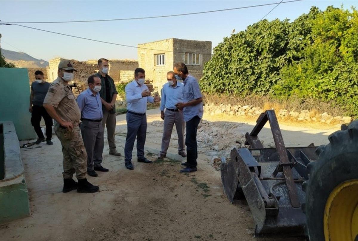 Kaymakam Şekerci yapımı devam eden &ccedil;alışmaları inceledi