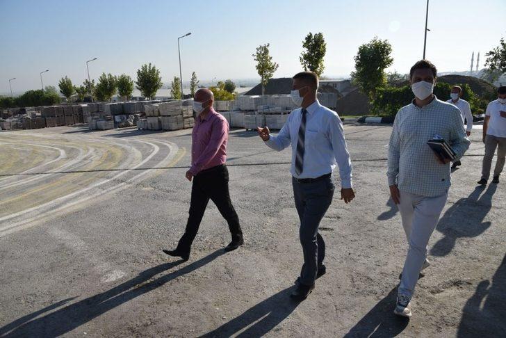 Genel Sekreter Yardımcısı Öztozlu şantiye personeli ile bir araya geldi G4