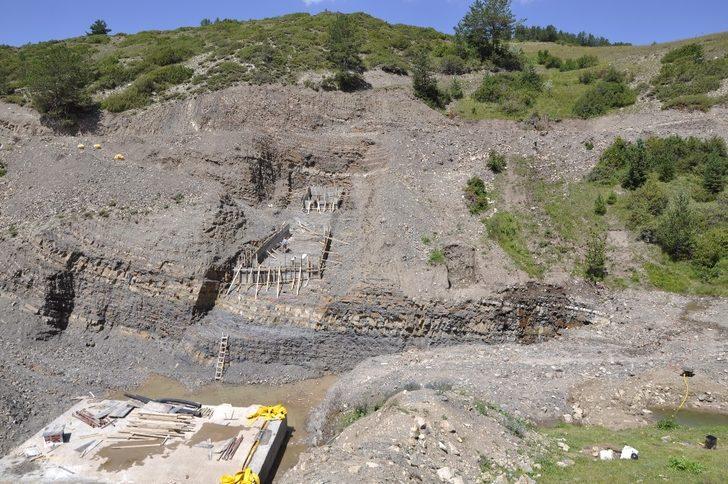 Oltu Esenyamaç Göleti inşaat çalışmaları devam ediyor G3