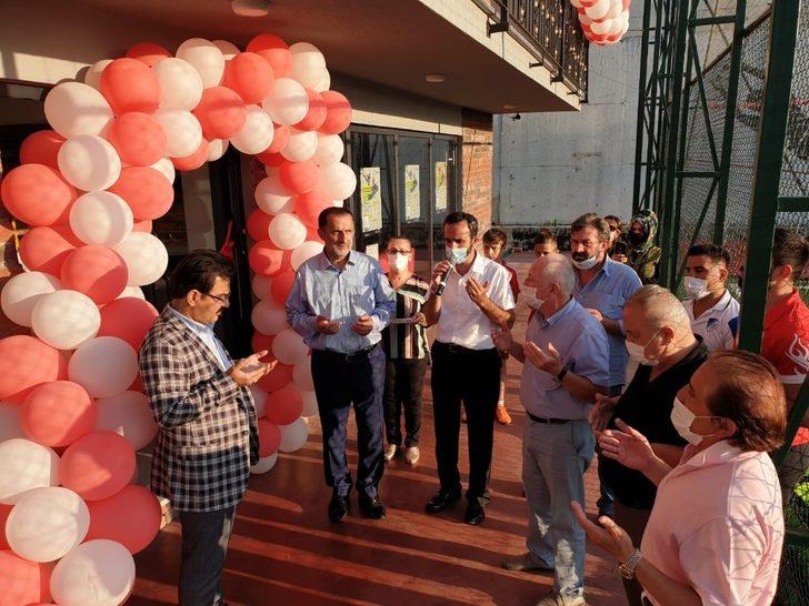 Kaynaşlı Belediyesi spor tesisi açıldı G4