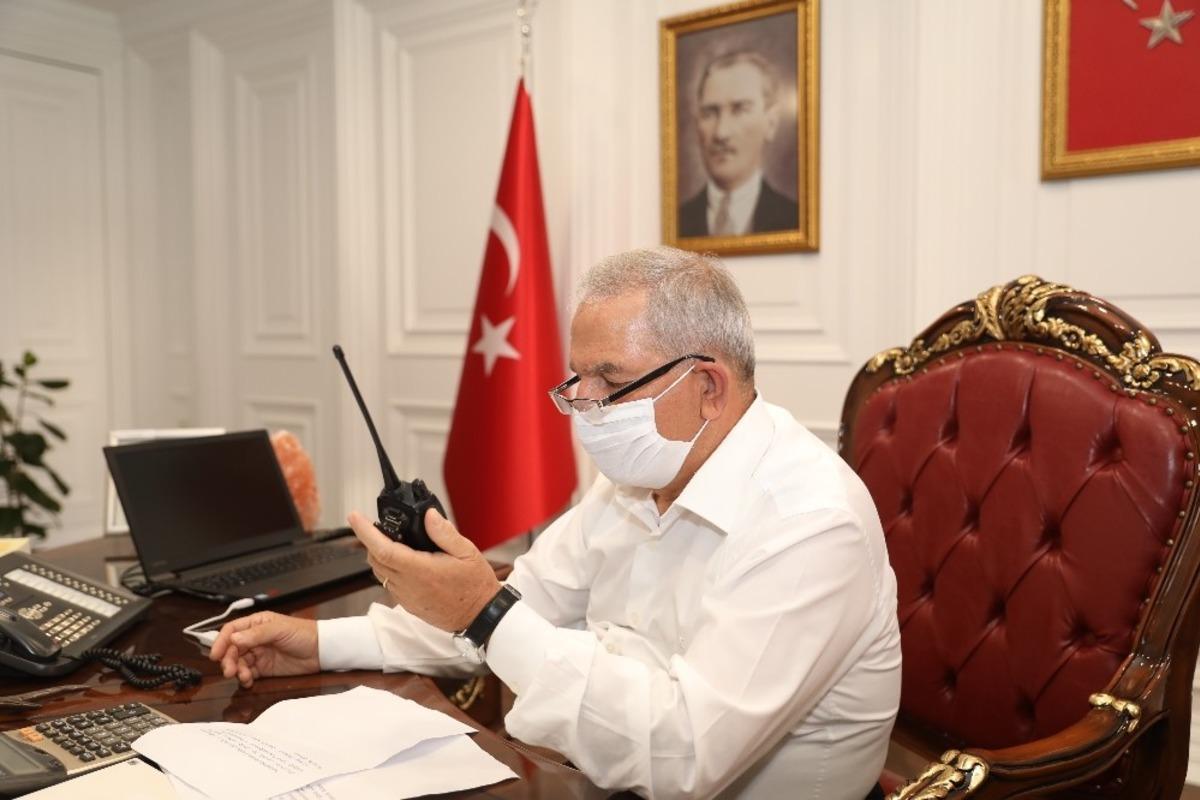 Başkan Demirtaş&rsquo;tan zabıtaları sevindiren hareket