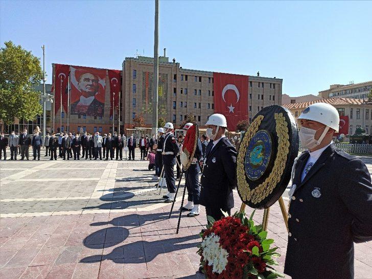 Eskişehir’in düşman işgalinden kurtuluşunun 98. yıl dönümü kutlandı G2