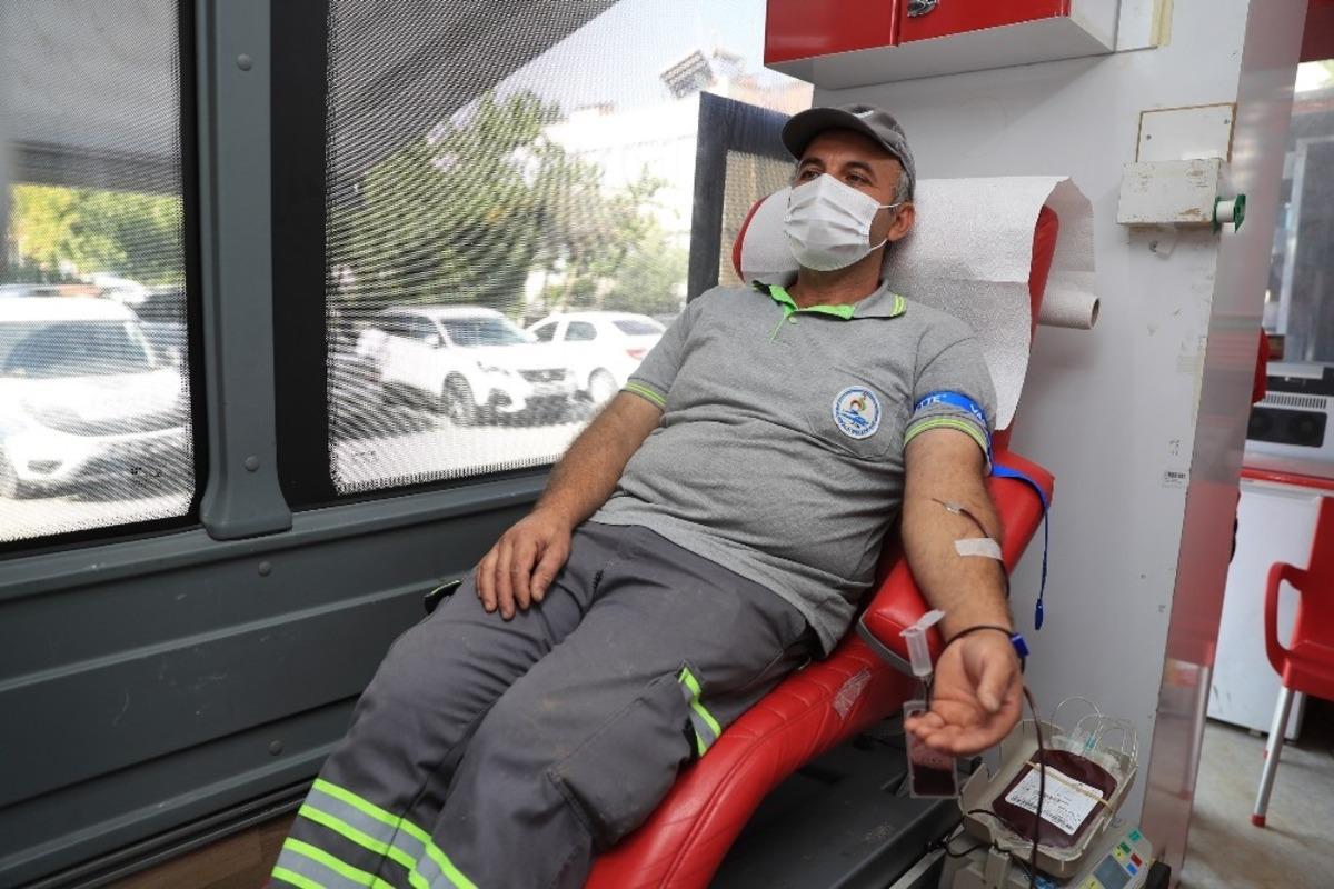 Pamukkale Belediyesinden Kızılay&rsquo;a destek