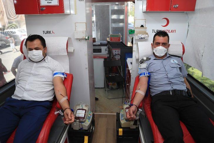 Pamukkale Belediyesinden Kızılay’a destek G3