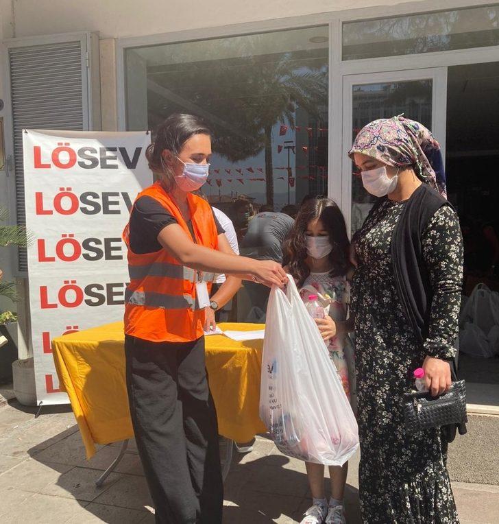 LÖSEV’den yıl boyunca et yardımı sürüyor G2