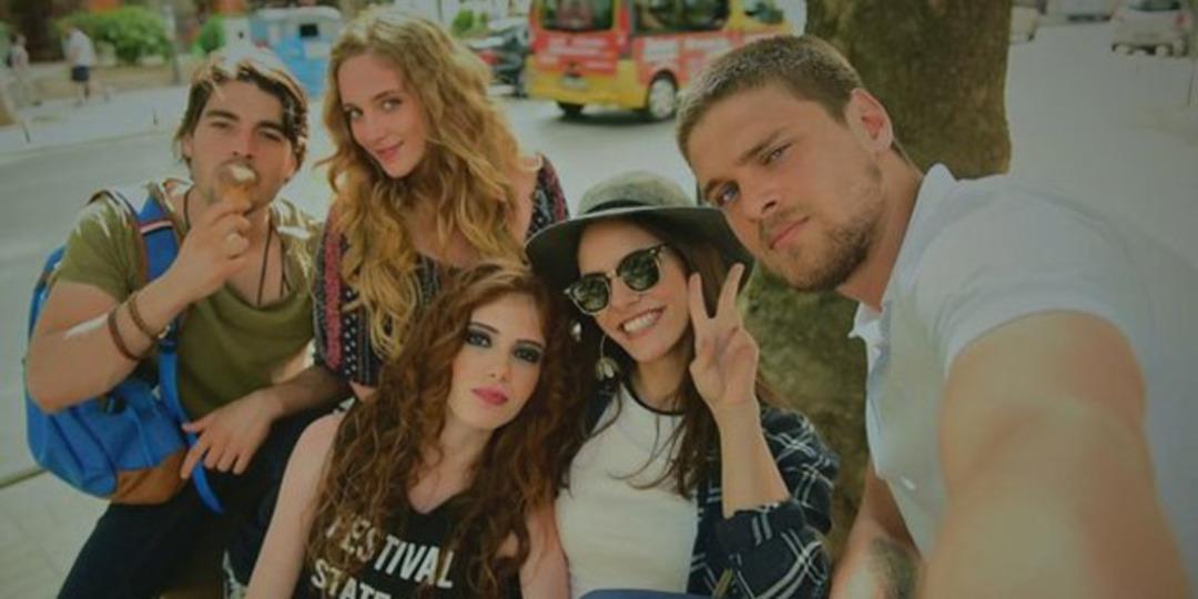 Arkadaşlar İyidir Fotoğrafları