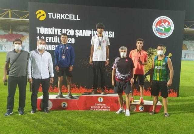 Belediye Başkan Şefik Ensari Çaldıranlı milli sporcuyu tebrik etti