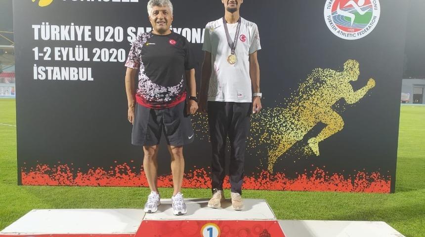 Belediye Başkan Şefik Ensari &Ccedil;aldıranlı milli sporcuyu tebrik etti