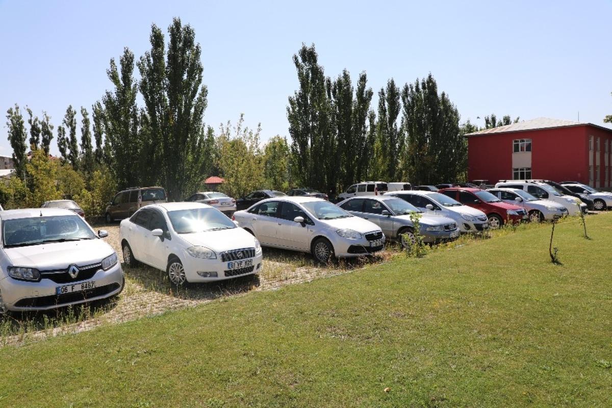 Ağrı Valiliğinden Covid-19 M&uuml;cadele Ekiplerine Ara&ccedil; Desteği