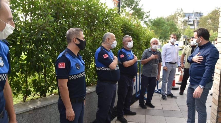 Başkan &Ouml;zl&uuml; personelinin Zabıta Haftası&rsquo;nı kutladı