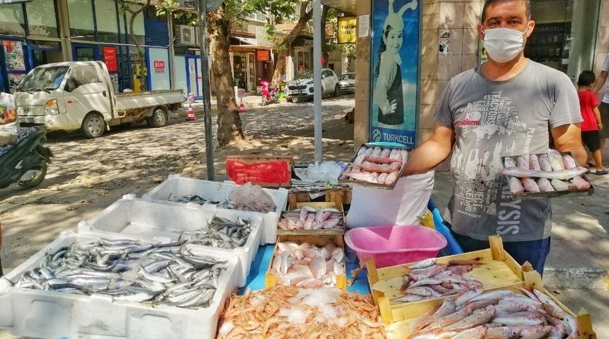 Erdek&rsquo;te balık&ccedil;ı tezgahları canlandı