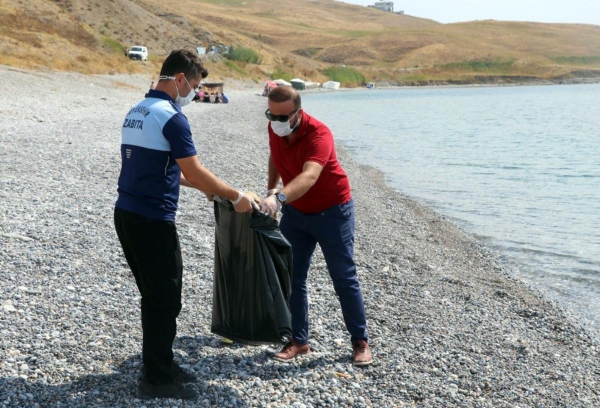 Zabıta ekibinden &ouml;rnek davranış