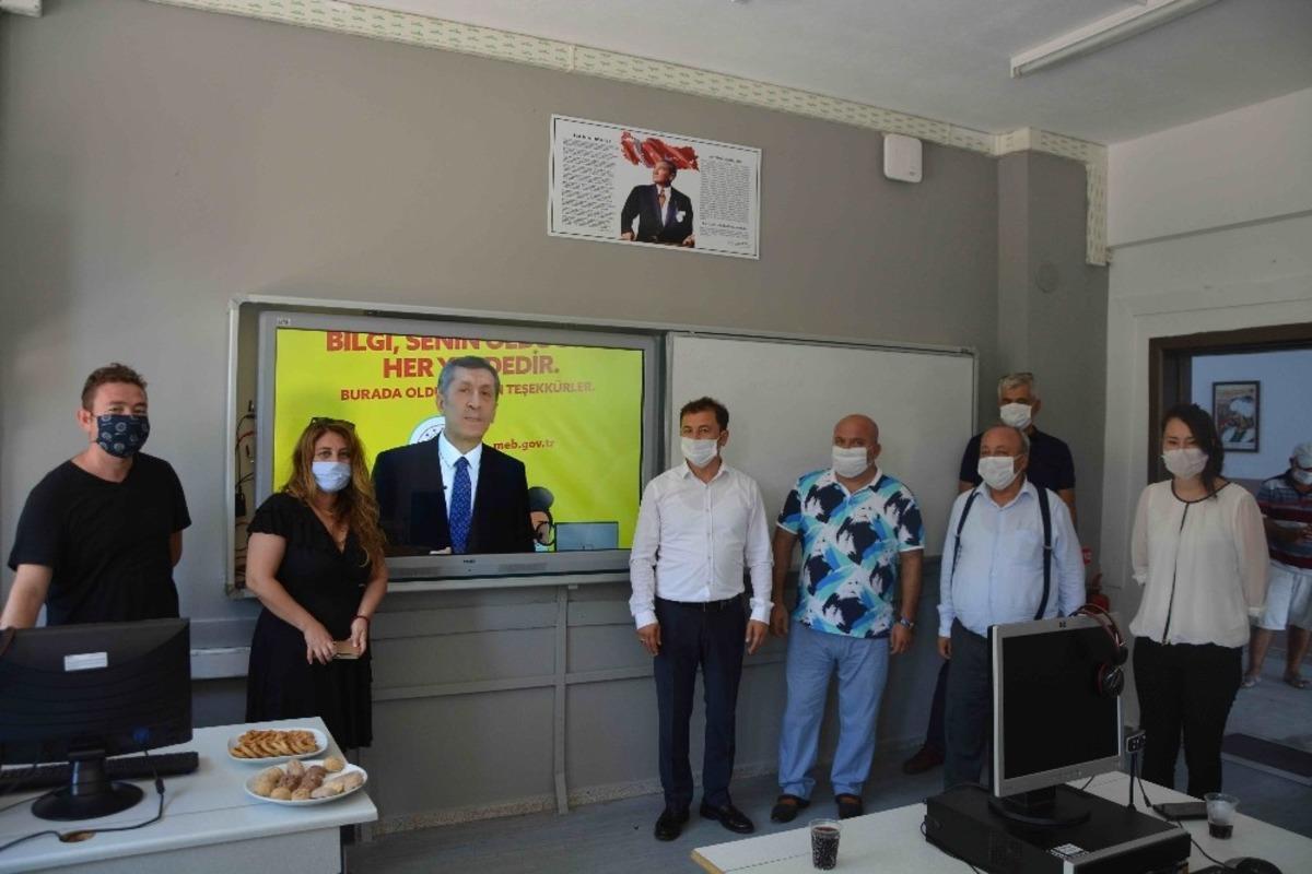 Ortaca&rsquo;da interneti olmayana EBA destek noktaları kuruldu