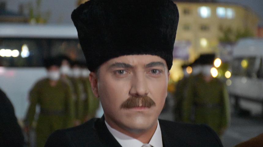 Atat&uuml;rk'&uuml;n Sivas'a gelişi temsili olarak canlandırıldı