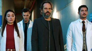 Hekimoğlu'ndan sağlık &ccedil;alışanlarına saygı duruşu