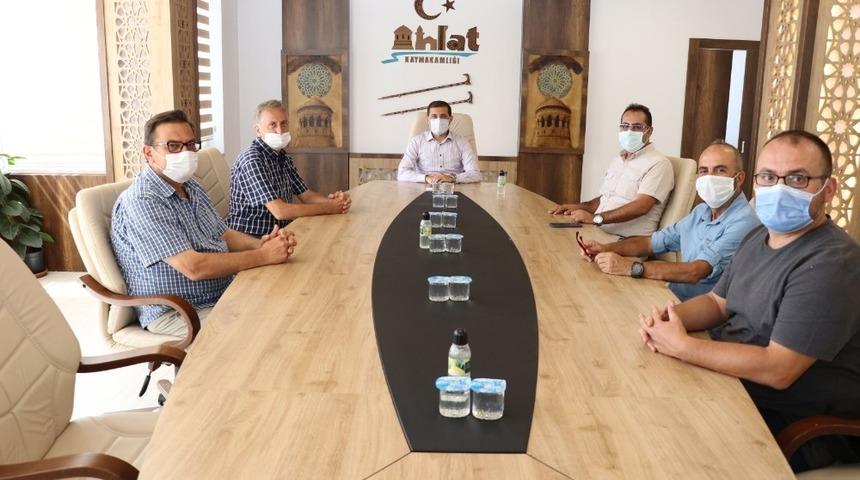 ‘Malazgirt Savaş Alanı Tespit’ ekibinden Kaymakam Erat’a ziyaret