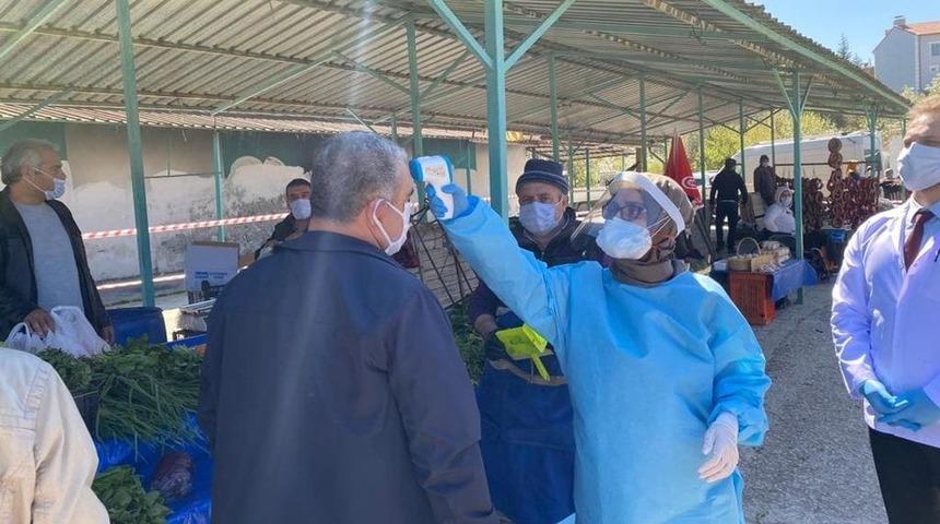 Altıntaş pazarı kapatıldı