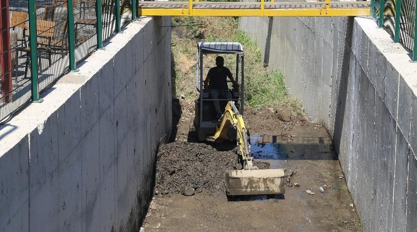 Muhtemel sel ve su baskınlarına karşı çalışmalar başlatıldı