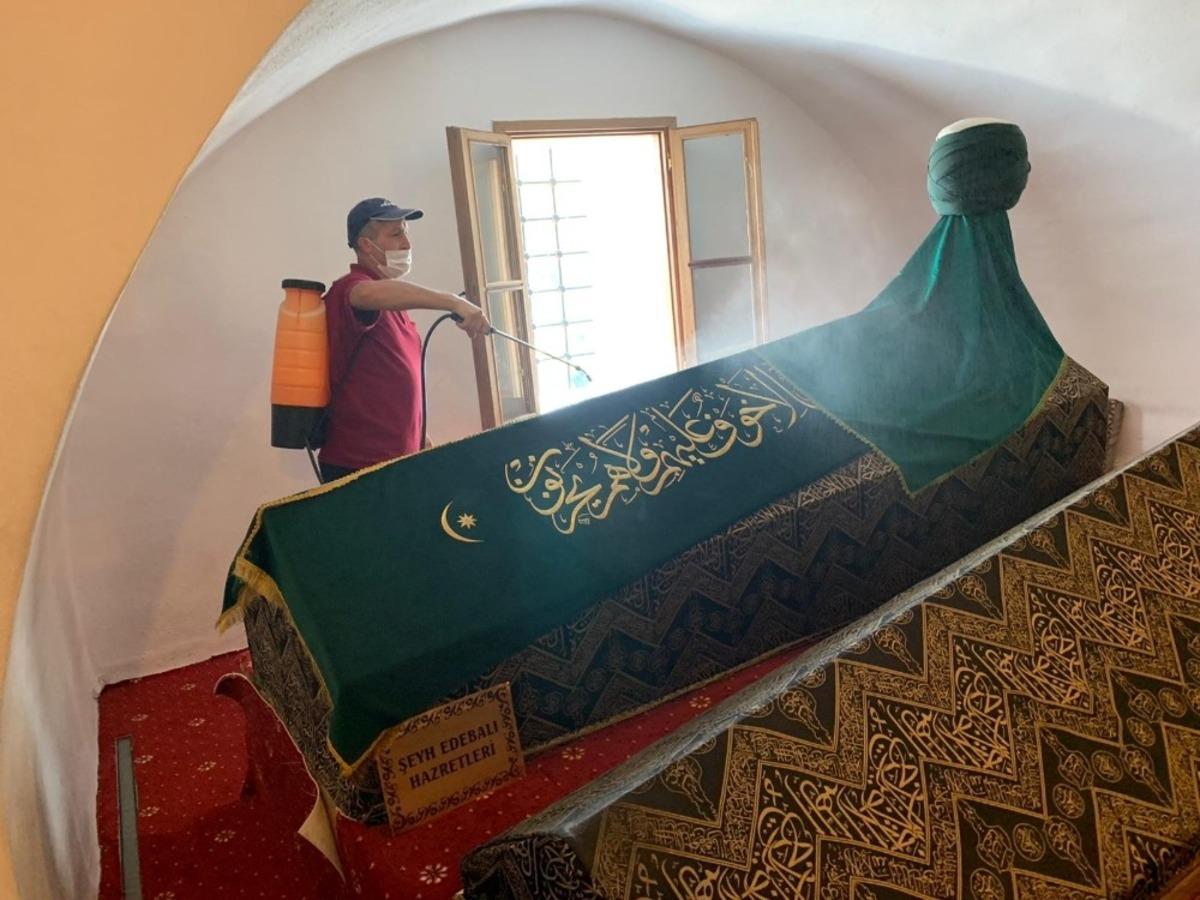 Bilecik Belediyesi&rsquo;nin dezenfekte &ccedil;alışmaları devam ediyor