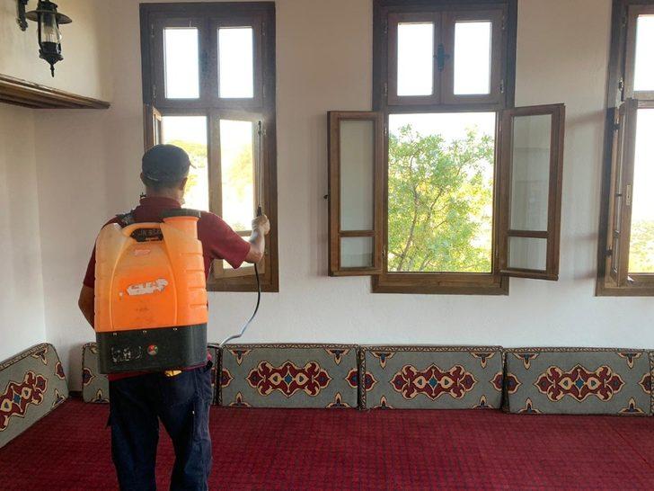 Bilecik Belediyesi’nin dezenfekte çalışmaları devam ediyor G2