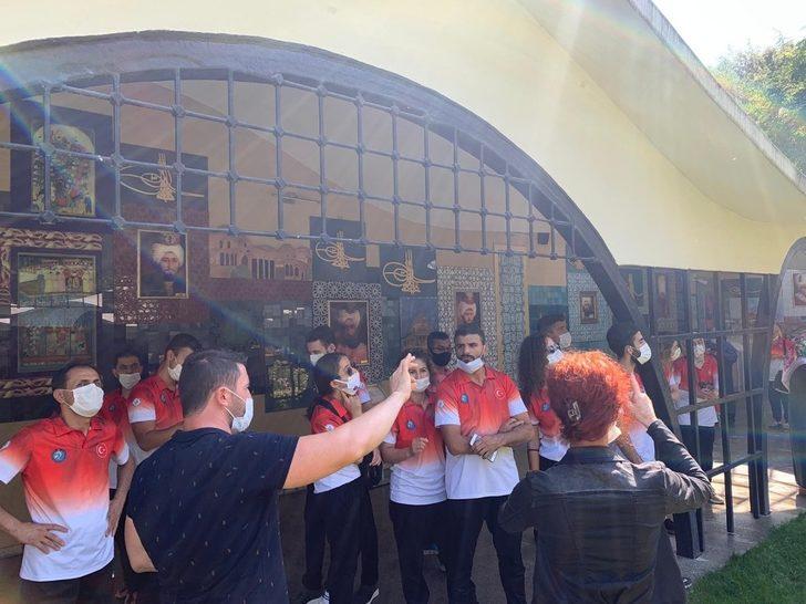 Tarih şeridi milli sporcuları ağırladı G3