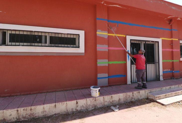 Turgutlu Belediyesi ekiplerinden yol ve ağaçlandırma çalışması G4