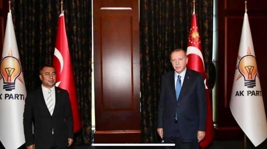 Ak Partiye ge&ccedil;en Kozluk Belediye Başkanı Cumhurbaşkanı ile g&ouml;r&uuml;şt&uuml;