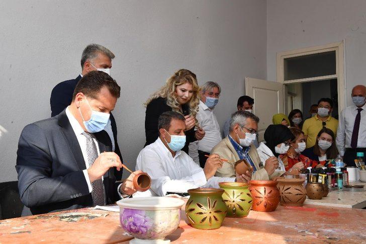 İvrindi’de kırsal yollara sıcak asfalt G5