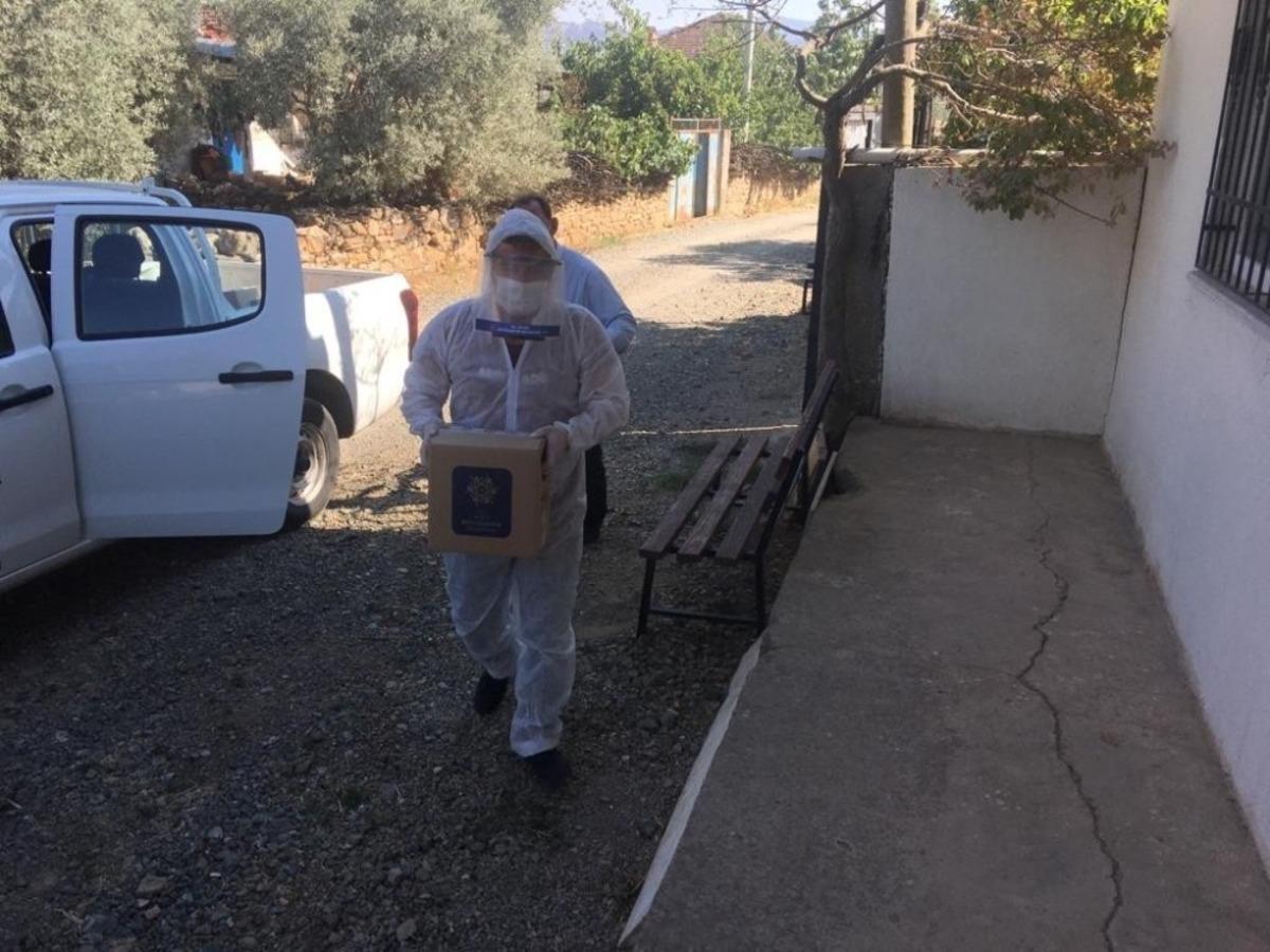 B&uuml;y&uuml;kşehir Karacasu&rsquo;daki ailelere destek oluyor