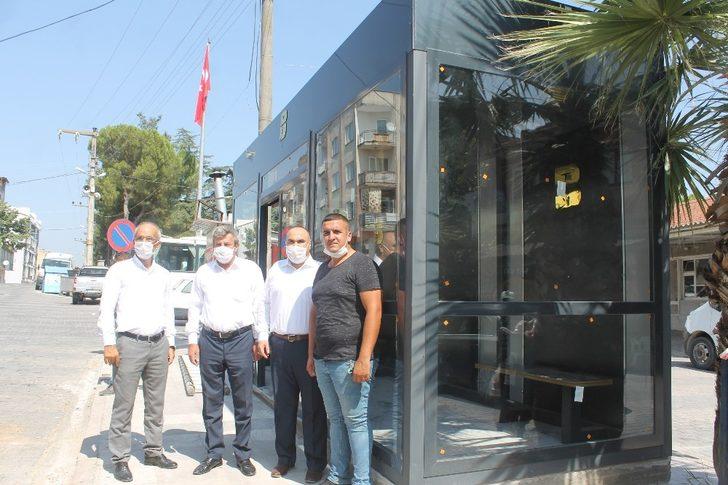 Manyas’a Büyükşehir Belediyesinden akıllı durak G3