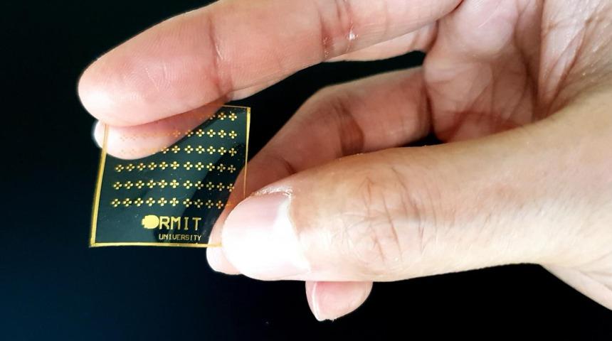 Acıya insan derisiyle aynı tepkiyi veren elektronik cilt geliştirildi