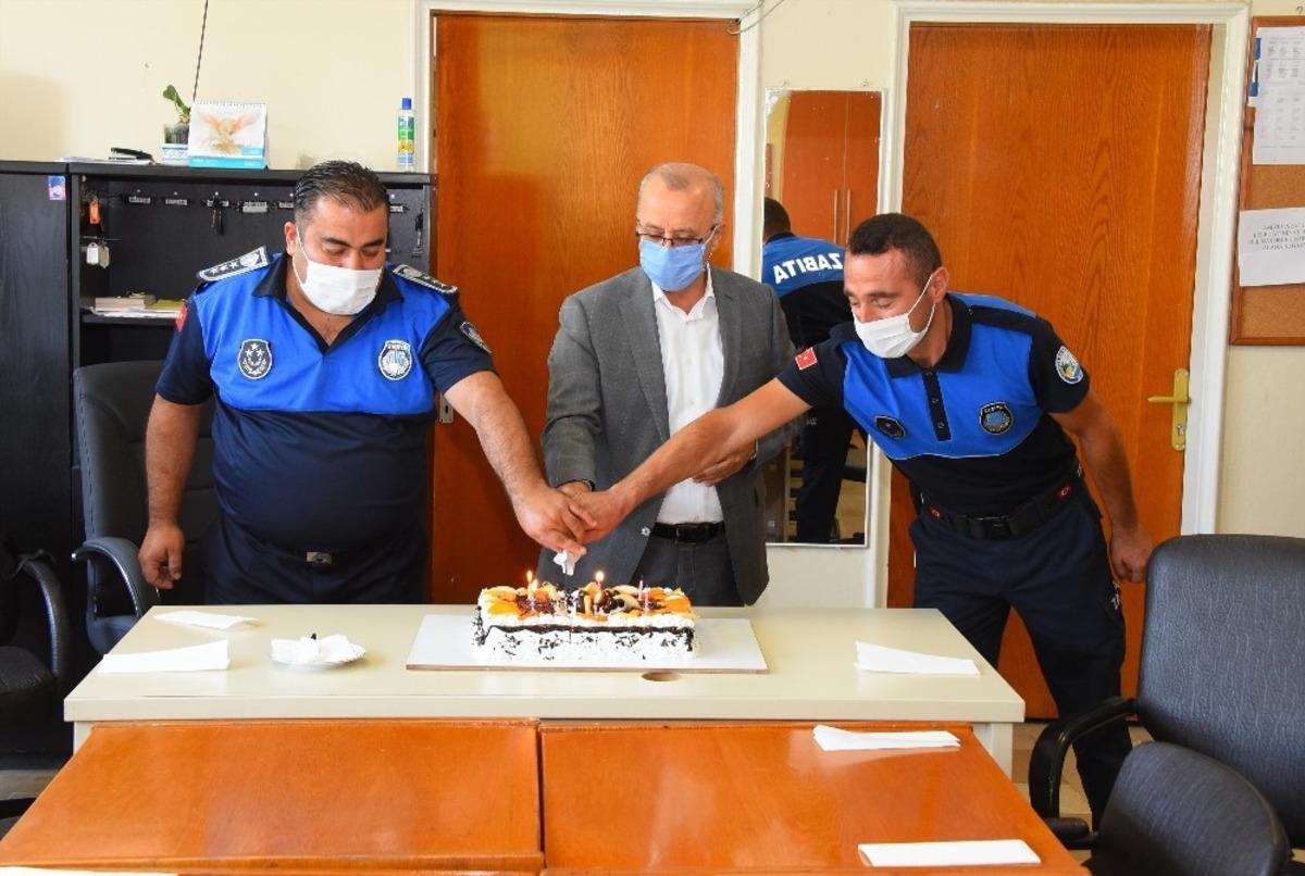 Salihli&rsquo;de zabıta haftasına pastalı kutlama