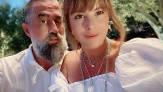 Doğa Rutkay ve eşi Kerimcan Kamal evlilik yıl dönümlerinde aşka geldi! 