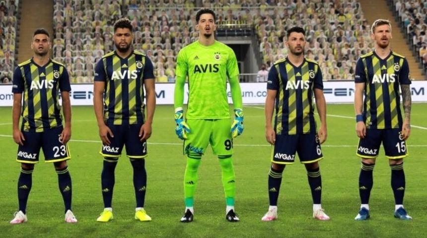 Tolgay Arslan, İtalya'ya imzaya gitti