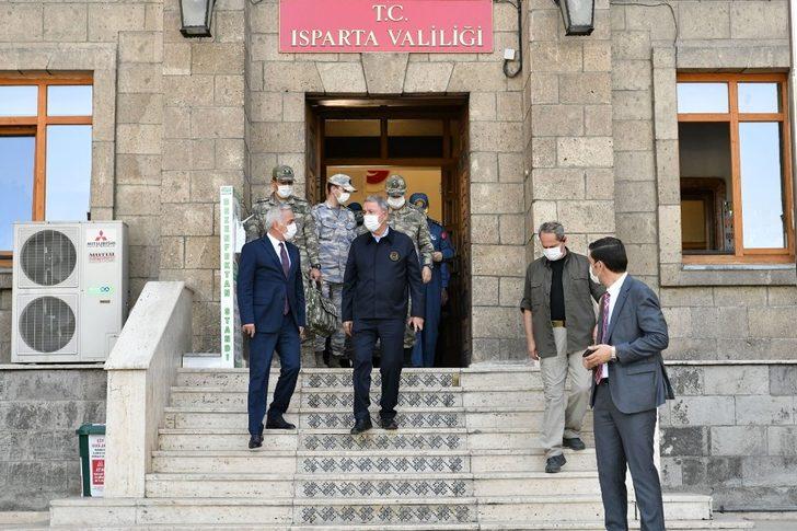 Milli Savunma Bakanı Akar, Isparta’da incelemelerde bulundu G4
