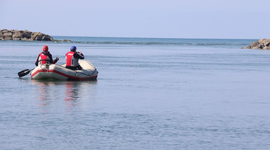 Sivas'tan botla yolculuğa &ccedil;ıkan baba-oğul, Samsun'a ulaştı