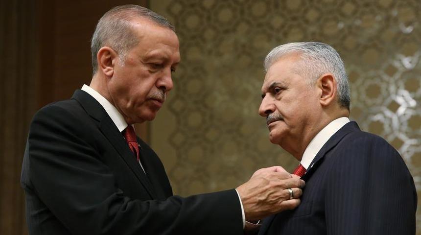 Cumhurbaşkanı Erdoğan'dan Binali Yıldırım'a geçmiş olsun mesajı