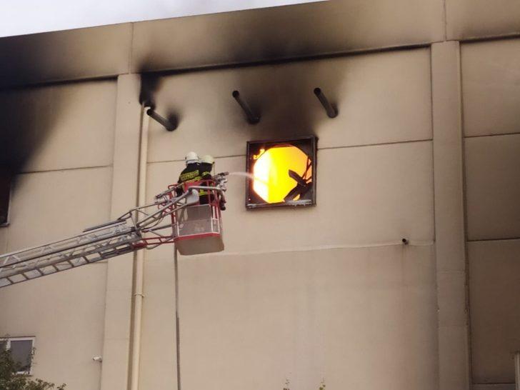 Denizli’de kuruyemiş fabrikasında patlama: 3 yaralı G4