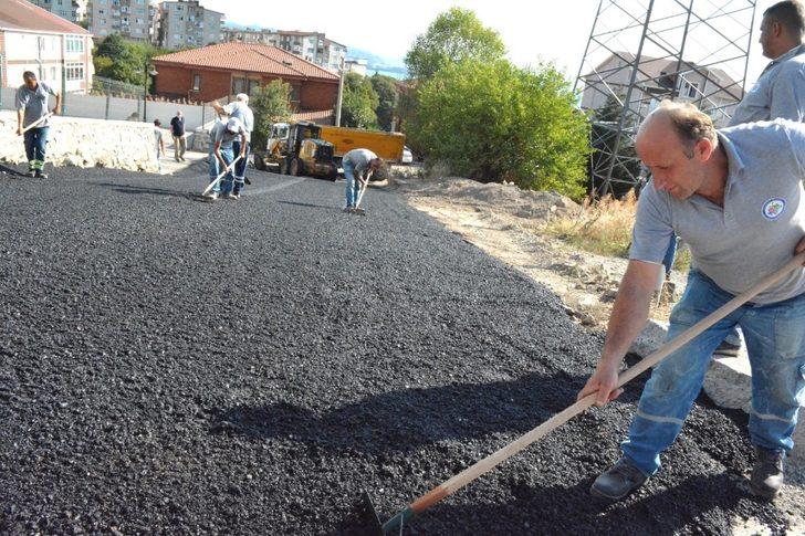 Posbıyık, asfalt çalışmalarını yerinde inceledi G3