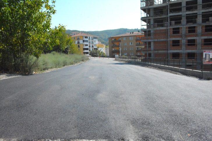 Posbıyık, asfalt çalışmalarını yerinde inceledi G4