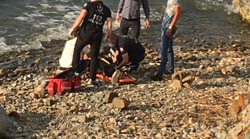 Bursa'da korkun&ccedil; olay! 30 metre y&uuml;kseklikten kayalıklara atladı